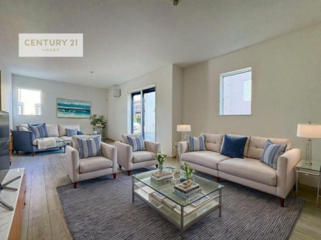 ���r���O�@�Ƌ��CG�p�[�X�ł��B�J�����̂���L�XLDK�I�\�t�@�[��_�C�j���O�e�[�u����u���Ă������ɂȂ�Ȃ��̂ŉ��K�ɉ߂����܂��I�R�~���j�P�[�V���������₷�����r���O�ł��I