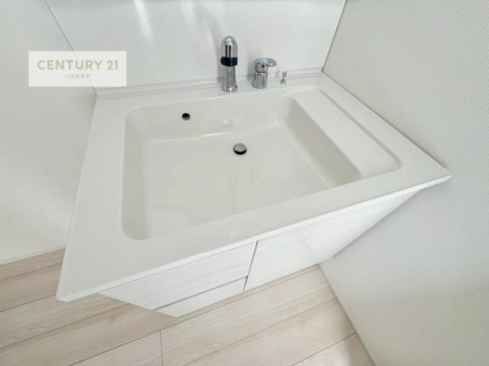 ���ʑ�E���ʏ��@�[�����ʑ�{�E���́A�������˂ɂ����̂ł�����ꂪ�y�X�I���������ۂĂ܂��I
�L���C�Ȑ��ʏ��Ŏ��������̃��`�x�[�V�������オ��܂��ˁI