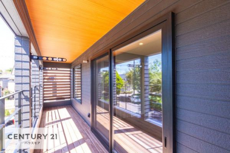 �o���R�j�[�@�z������ǍD�ȃo���R�j�[�ł��I���ꂽ���ɂ͐�������n����J���I�Ȏ��Ԃ��y���߂܂��B
��������̂����󕨂������؂�Ɋ������Ƃ��ł��܂��B