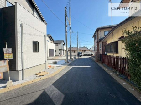 ���̑����n�@�O�ʓ��H��4���~5���I�z����ǍD�ȗ��n�ł��B
�Ԍɓ��ꂪ���ȕ������S�ł��ˁB