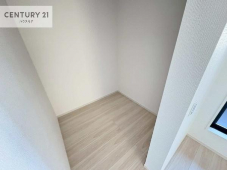 ���[�@�E�H�[�N�C���N���[�[�b�g�t���ł��B��������̂��m���Ȃǂ����[���Ă��������ł��ˁI���ɂ���@�������ȂǋG�ߕ��̑傫�ȉƓd�����[�ł��܂��I