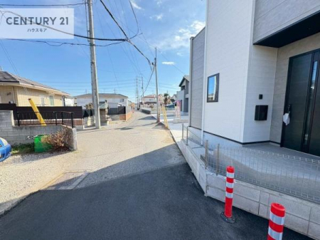 ���̑����n�@�O�ʓ��H��4���~4���I�z����ǍD�ȗ��n�ł��B
�Ԍɓ��ꂪ���ȕ������S�ł��ˁB