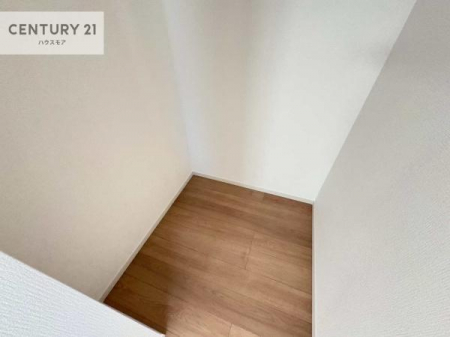 ���[�@�E�H�[�N�C���N���[�[�b�g�t���ł��B��������̂��m���Ȃǂ����[���Ă��������ł��ˁI���ɂ���@�������ȂǋG�ߕ��̑傫�ȉƓd�����[�ł��܂��I