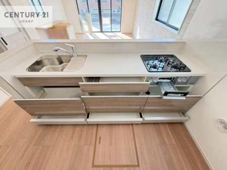 �L�b�`���@���[�X�y�[�X���L�x�ŁA�����X�y�[�X���X�b�L���ƕЕt���Ђ�`�����p�ł��܂��I
���K�ɍ�Ƃ��ł��܂��I�����̗���������܂��I