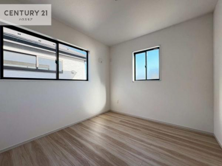 �m���@2�ʍ̌����m�ۂ������邢�����́A���ʂ����ǂ��A���邭��ϋ��S�n�̗ǂ���ԂƂȂ��Ă���܂��B�����b�N�X���ĉ߂�����S�n�̗ǂ��������ł��I���̖ڊo�߂��X�b�L�����܂��ˁI