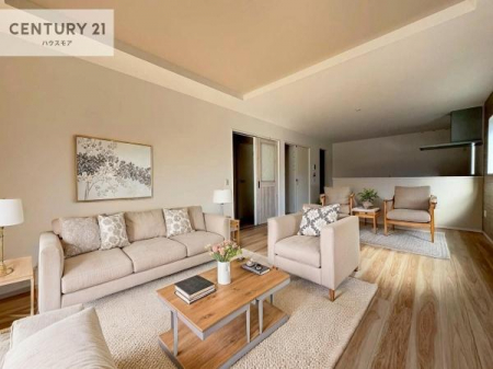 ���r���O�@�Ƌ��CG�p�[�X�ł��B�S�n�ǂ����r���O�͉Ƒ������R�ƏW�܂�܂��B�Ƒ��c�R�̎��Ԃ����������ł��B���Ƒ��ƁA����w�[���������Ԃ��߂��������ł��ˁB