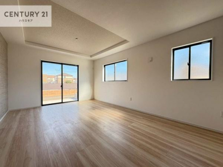 ���r���O�@�L�X�_�C�j���O�X�y�[�X�I������肨�H���B�΂��������y�������Ԃ��߂����܂��B���X�̔���������܂��I