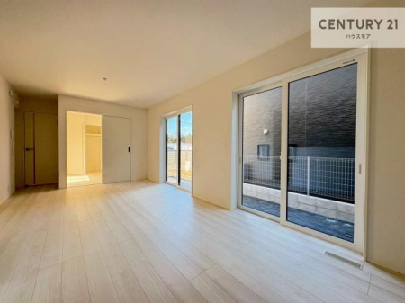 ���r���O�@�S�n�ǂ����r���O�͉Ƒ������R�ƏW�܂�܂��B�Ƒ��c�R�̎��Ԃ����������ł��B���Ƒ��ƁA����w�[���������Ԃ��߂��������ł��ˁB