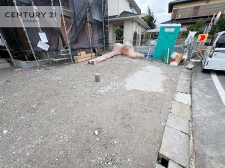 ���ԏ�@���ԃX�y�[�X��2�䕪����܂��I�Z�J���h�J�[�͂������A�o�C�N�⎩�]�ԂȂǂ��u���ꏊ�ɍ���܂���B