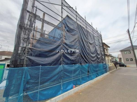 ���ԏ�@���ԃX�y�[�X��2�䕪����܂��I�Z�J���h�J�[�͂������A�o�C�N�⎩�]�ԂȂǂ��u���ꏊ�ɍ���܂���B