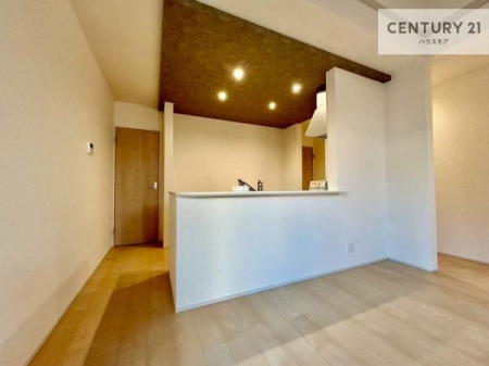 ���r���O�@�L�X�_�C�j���O�X�y�[�X�I������肨�H���B�΂��������y�������Ԃ��߂����܂��B���X�̔���������܂��I