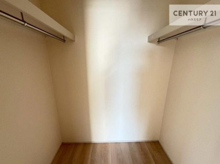 ���[�@�E�H�[�N�C���N���[�[�b�g�t���ł��B��������̂��m���Ȃǂ����[���Ă��������ł��ˁI���ɂ���@�������ȂǋG�ߕ��̑傫�ȉƓd�����[�ł��܂��I