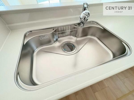 �L�b�`���@���C�h�ȃV���N�ł��ˁI�������˂ɂ������������₷���Ǝ����y�X�d�l�̃V�X�e���L�b�`���ł��I
�f�U�C�����Ƌ@�\�������˂��L�b�`���Ő�����������܂��ˁI