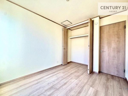 �m���@���[���������肠��̂ŉƋ�̔z�u�����₷���A���C�t�X�^�C���ɍ��킹����������肪�\�ł��B