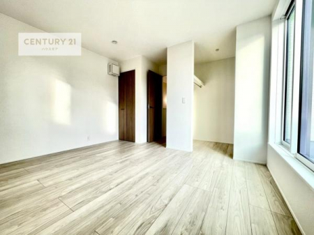 ���r���O�ȊO�̋����@���[�X�y�[�X�����Ă��܂��I�������X�b�L�����ڂ��鎖���ł��܂��ˁB
�Ƌ��I�΂Ȃ��V���v���ȃf�U�C���ׁ̈A�Ƌ��I�΂����C�ɓ���̋�ԍ�肪�ł������ł��ˁB