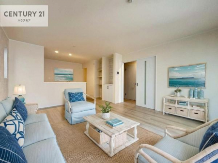 ���r���O�@�Ƌ��CG�p�[�X�ł��B��؂ȉƑ����W�܂邩�炱��LDK�ɂ͂�����肽���B
�q�����������C�ɏ΂��Ȃ��瑖�����Ă���p�����������u�L���Ƃɂ��ėǂ������v�Ǝv���u�Ԃł��B