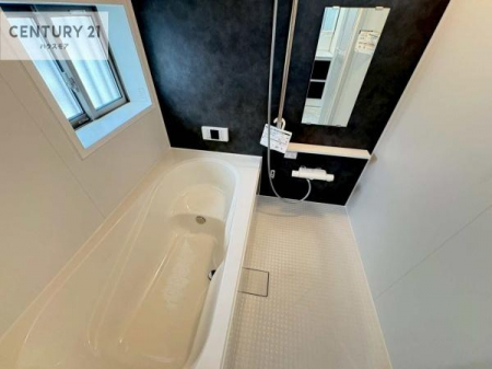 �����@�������������l�̕��͋C�̃o�X���[���́A�����o�Ă��ăo�X�^�C�����[���I
���d���撣���Ă��邲�J���ɂ��D�݂̓����̓����܂����āA�y����ł݂Ă͂������ł��傤���H