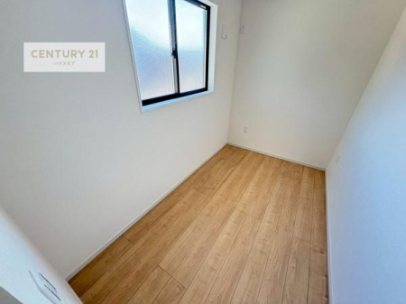 ���r���O�ȊO�̋����@�V���v���Ƀf�U�C������Ă��邽�߁A�Ƌ��I�т܂���I
���C�ɓ���̉Ƌ��u���Ă��낰���Ԃ���邱�Ƃ��ł��܂��B