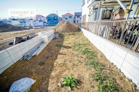 ���ԏ�@���ԃX�y�[�X��2�䕪����܂��I�Z�J���h�J�[�͂������A�o�C�N�⎩�]�ԂȂǂ��u���ꏊ�ɍ���܂���B