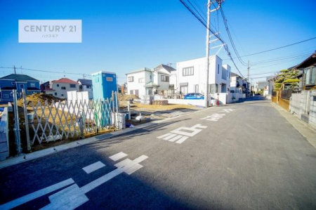 ���̑����n�@�O�ʓ��H��5.5���I�z����ǍD�ȗ��n�ł��B
�Ԍɓ��ꂪ���ȕ������S�ł��ˁB