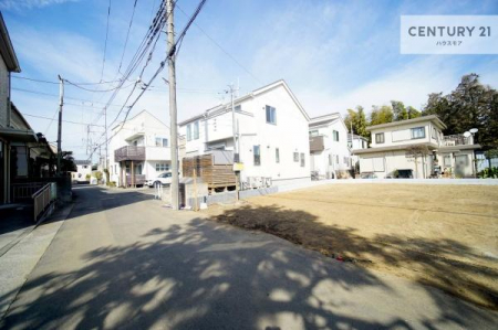 ���̑����n�@�O�ʓ��H��4���I�z����ǍD�ȗ��n�ł��B
�Ԍɓ��ꂪ���ȕ������S�ł��ˁB