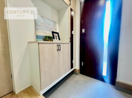 ���ց@�V���[�Y�{�b�N�X�t���Ȃ̂ŁA���ւ��Еt�����|�������₷���ł��I
�X�b�L���������ւŌ˂��J�����u�ԁA�������̂���S�n������Ԃ��o�}���Ă���܂��B
