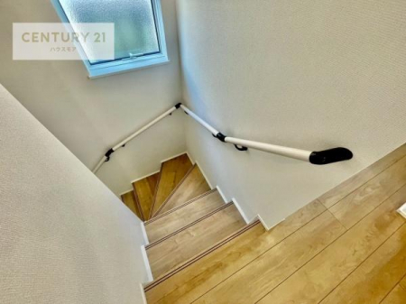 ���̑����ρ@�K�i�͖��邭�萠������Ă��܂��B���q�l�₲�N�z�̕������S���Ă����p�����܂��ˁB
