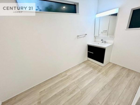 ���ʑ�E���ʏ��@�g�Ȃ�𐮂�����ʏ��́A���������厖�ł��I������̐������̂��镵�͋C�����o�I�C�����悭���g�����������܂��B�L�X�����X�y�[�X���������ł��ˁI
