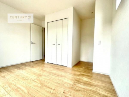 ���r���O�ȊO�̋����@���[�X�y�[�X���[���I�������X�b�L�����ڂ��鎖���ł��܂��ˁB
�Ƌ��I�΂Ȃ��V���v���ȃf�U�C���ׁ̈A�Ƌ��I�΂����C�ɓ���̋�ԍ�肪�ł������ł��ˁB