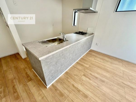 ���r���O�@�L�X�_�C�j���O�X�y�[�X�I������肨�H���B�΂��������y�������Ԃ��߂����܂��B���X�̔���������܂��I