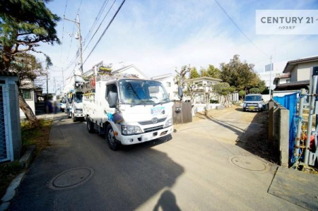 ���̑����n�@�O�ʓ��H��4���I�z����ǍD�ȗ��n�ł��B
�Ԍɓ��ꂪ���ȕ������S�ł��ˁB