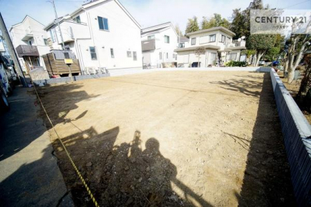 ���ԏ�@���ԃX�y�[�X��2�䕪����܂��I�Z�J���h�J�[�͂������A�o�C�N�⎩�]�ԂȂǂ��u���ꏊ�ɍ���܂���B