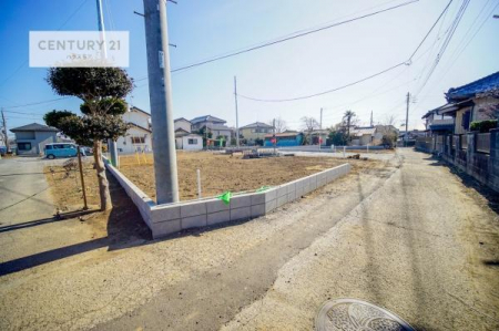 ���̑����n�@�O�ʓ��H4���I�z����ǍD�ȗ��n�ł��B
�Ԍɓ��ꂪ���ȕ������S�ł��ˁB