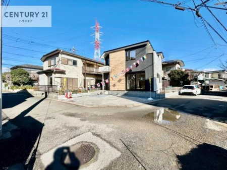 ���̑����n�@�O�ʓ��H��7���~8���I�z����ǍD�ȗ��n�ł��B
�Ԍɓ��ꂪ���ȕ������S�ł��ˁB