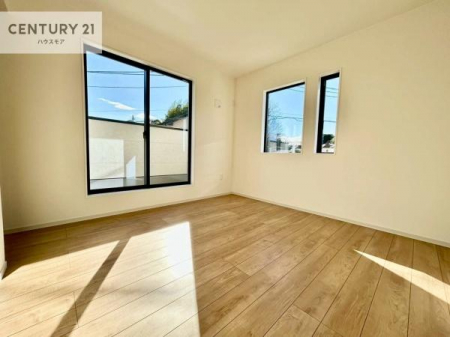 �Q���@�o���R�j�[�ɖʂ��Ă���m���ł��B���邭�����肪����A���C����������ł��܂��I���N���āA�O�ɏo�Ĕw�L�т����[�ċz�����ǂ������}������邱�Ƃ��ł��܂��B