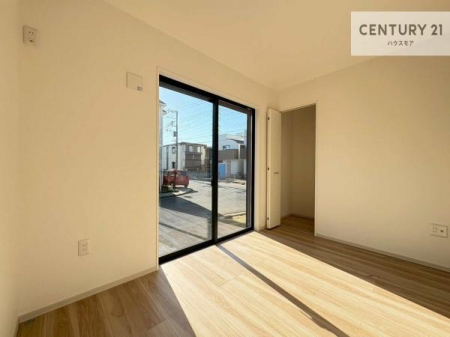 ���r���O�ȊO�̋����@�V���v���Ƀf�U�C������Ă��邽�߁A�Ƌ��I�т܂���I
���C�ɓ���̉Ƌ��u���Ă��낰���Ԃ���邱�Ƃ��ł��܂��B