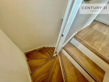 ���̑����ρ@�K�i�͖��邭�萠������Ă��܂��B���q�l�₲�N�z�̕������S���Ă����p�����܂��ˁB