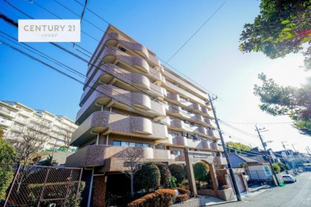 ���̑����n�@�X�[�p�[��h���b�O�X�g�A�A�z�[���Z���^�[�Ȃǂ̏��Ǝ{�݂��k�������ɂ���u���ɕ֗��ȗ��n�ł������܂��B