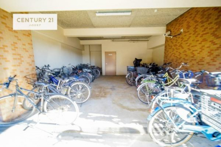 ���̑����p���@�J�Ⓖ�˓��������؂Ȏ��]�Ԃ�����A�����E�����t���̒��֏�𖳏��ł����p���������܂��B�V����C�ɂ������S���ĕۊǂł��܂��B