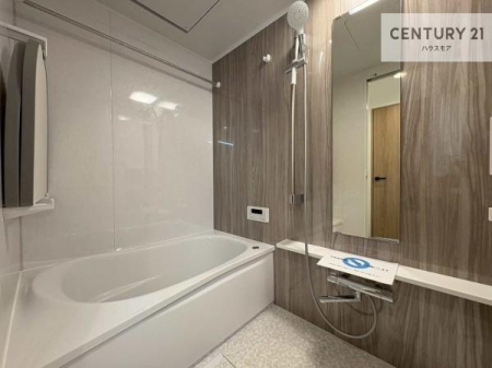 �����@�������������l�̕��͋C�̃o�X���[���́A�����o�Ă��ăo�X�^�C�����[���I
���d���撣���Ă��邲�J���ɂ��D�݂̓����̓����܂����āA�y����ł݂Ă͂������ł��傤���H