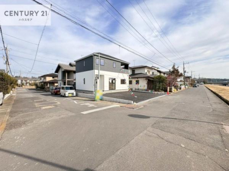 ���̑����n�@�O�ʓ��H��6.08���~7.79���I�z����ǍD�ȗ��n�ł��B
�Ԍɓ��ꂪ���ȕ������S�ł��ˁB