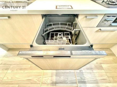 �L�b�`���@�H��@�t���̃L�b�`���ł��I�Z���������r��h�~�Ƃ��đ�ϊ��􂷂�֗��Ȏd�l�ł��I�r���g�C���Ȃ̂ŃL�b�`���̏ꏊ����炸�����X�y�[�X���L���g�����Ƃ��o���܂��I