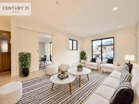 ���r���O�@�Ƌ��CG�p�[�X�ł��B�J�����̂���L�XLDK�I�\�t�@�[��_�C�j���O�e�[�u����u���Ă������ɂȂ�Ȃ��̂ŉ��K�ɉ߂����܂��I�R�~���j�P�[�V���������₷�����r���O�ł��I