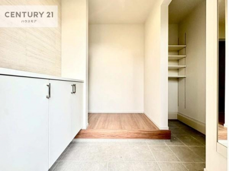 ���ց@���ċA���Ă��Ă��A�������܁I�����������Ȃ�A�D�����}������Ă�����ԂɂȂ��Ă��܂��B
���邭��������錺�ւł��I