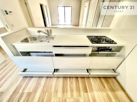 �L�b�`���@���[�X�y�[�X���L�x�ŁA�����X�y�[�X���X�b�L���ƕЕt���Ђ�`�����p�ł��܂��I
���K�ɍ�Ƃ��ł��܂��I�����̗���������܂��I