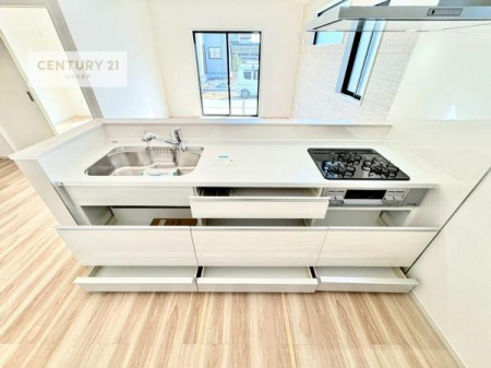 �L�b�`���@���[�X�y�[�X���L�x�ŁA�����X�y�[�X���X�b�L���ƕЕt���Ђ�`�����p�ł��܂��I
���K�ɍ�Ƃ��ł��܂��I�����̗���������܂��I