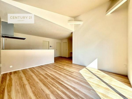 ���r���O�@�D�����z���܂肪���r���O����ł���ċ��S�n�̗ǂ���Ԃ����o���Ă���܂��I
���R�ƉƑ����W����b��������S�n�悢��ԁI