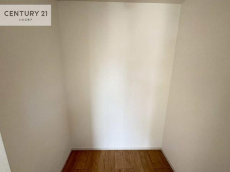 ���[�@�E�H�[�N�C���N���[�[�b�g�t���ł��B��������̂��m���Ȃǂ����[���Ă��������ł��ˁI���ɂ���@�������ȂǋG�ߕ��̑傫�ȉƓd�����[�ł��܂��I