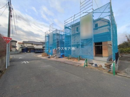 ���̑����n�@�O�ʓ��H��5.9���I�z����ǍD�ȗ��n�ł��B
�Ԍɓ��ꂪ���ȕ������S�ł��ˁB�y���n�̔���J�Ò��z