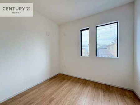 ���r���O�ȊO�̋����@�V���v���Ƀf�U�C������Ă��邽�߁A�Ƌ��I�т܂���I
���C�ɓ���̉Ƌ��u���Ă��낰���Ԃ���邱�Ƃ��ł��܂��B